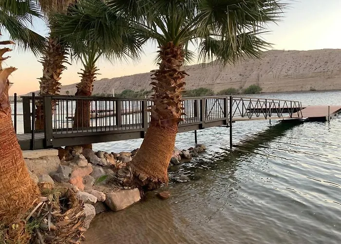 River Getaway Downstairs Unit * Bullhead City