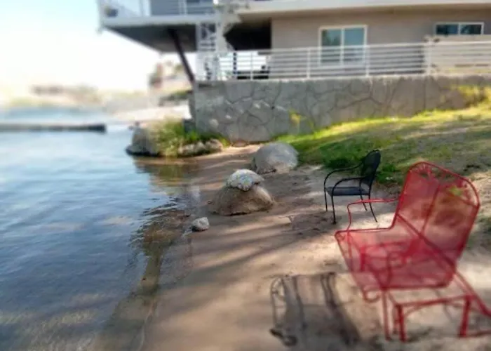 River Getaway Downstairs Unit * Bullhead City